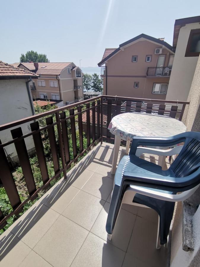 Guesthouse Zimovski Пештани Экстерьер фото