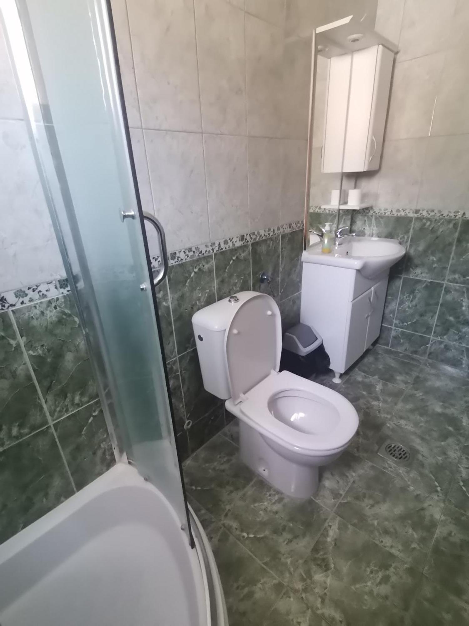 Guesthouse Zimovski Пештани Экстерьер фото
