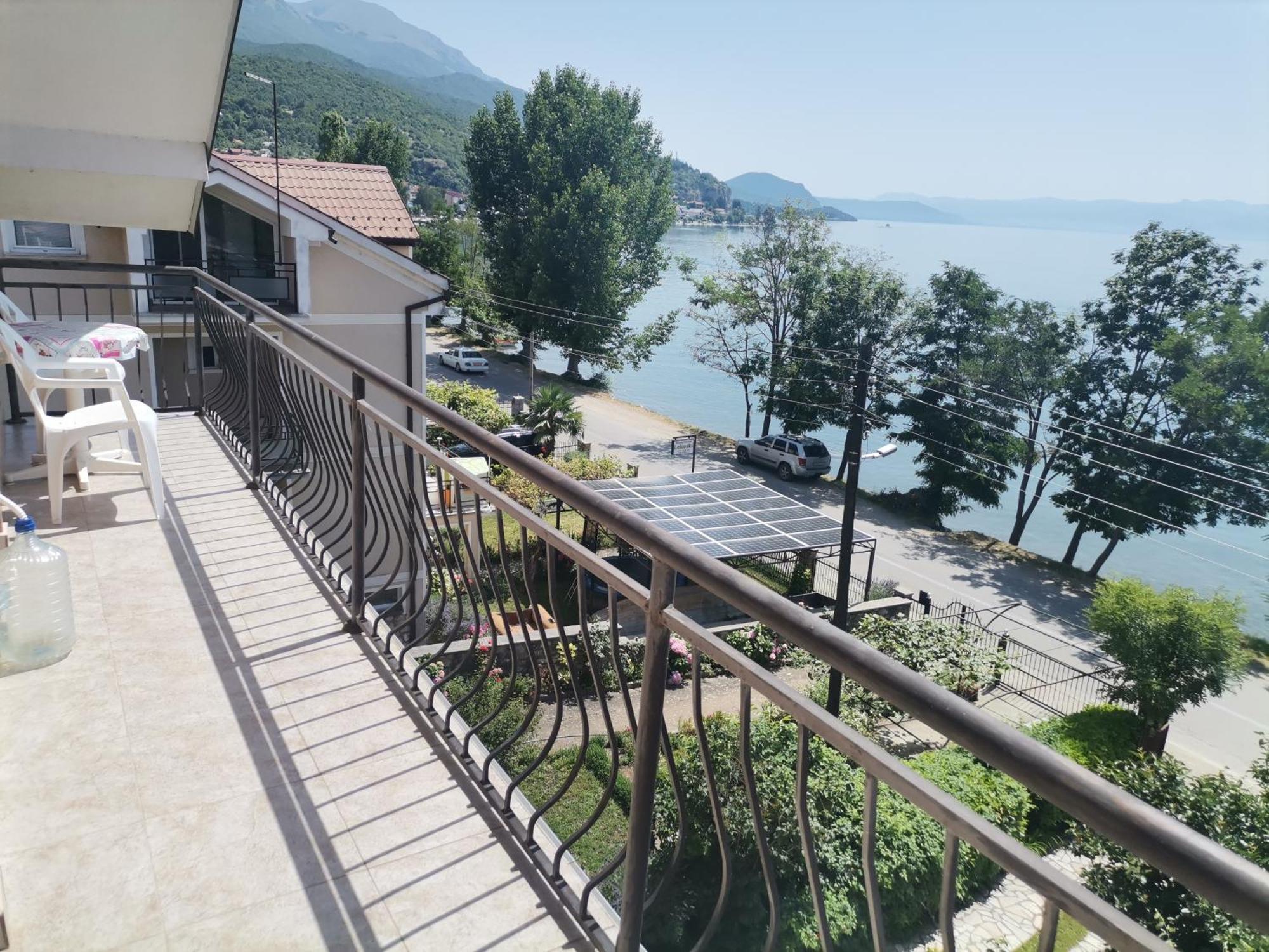 Guesthouse Zimovski Пештани Экстерьер фото