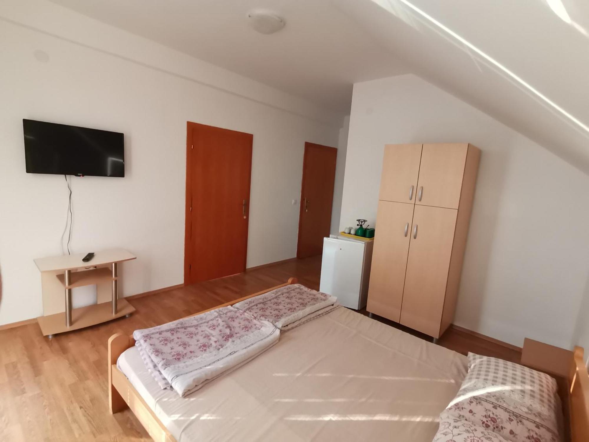 Guesthouse Zimovski Пештани Экстерьер фото