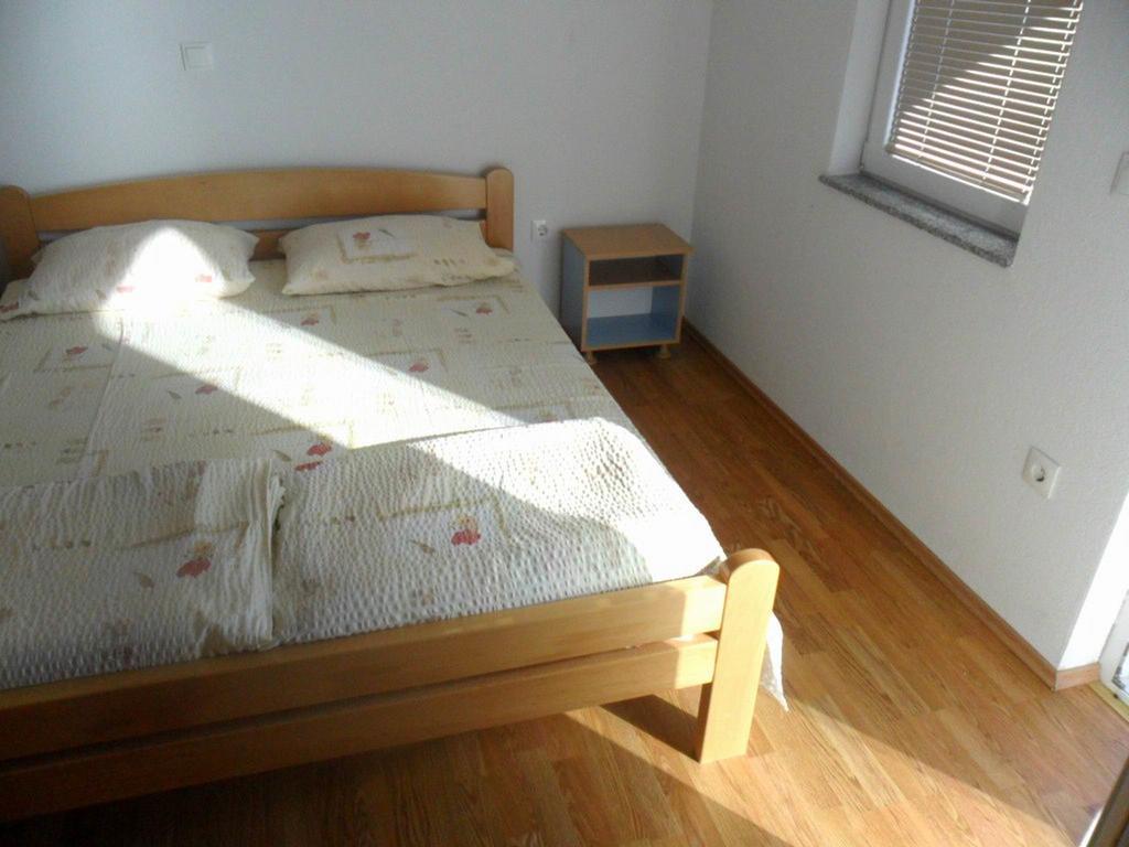 Guesthouse Zimovski Пештани Экстерьер фото