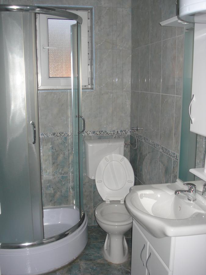 Guesthouse Zimovski Пештани Экстерьер фото